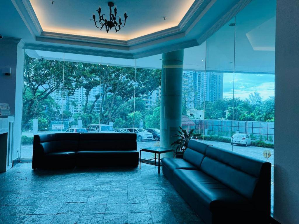 Stallions Suites Penang Jelutong Экстерьер фото