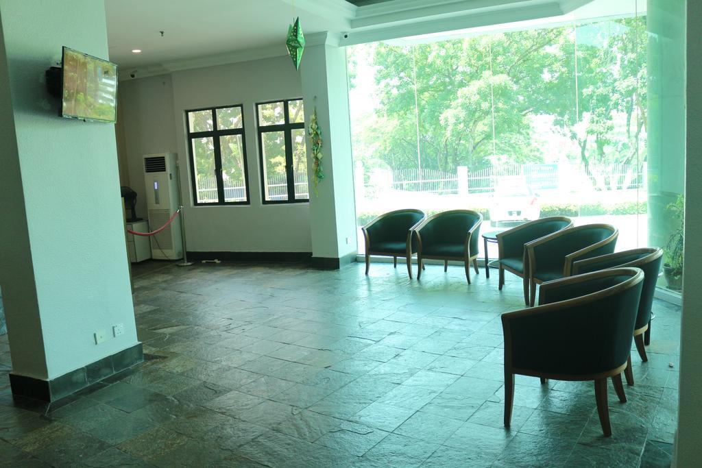Stallions Suites Penang Jelutong Экстерьер фото